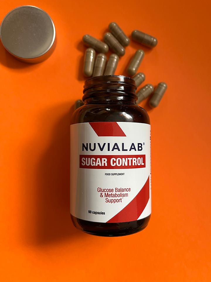 Before and after energy level comparison showing transformation from blood sugar
spikes and crashes to stable energy throughout the day with implementation of
meal sequencing, movement, and foundation habits